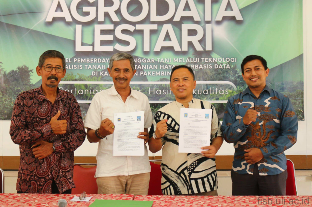 Penandatanganan MoA bersama Perwakilan Agrodata Lestari