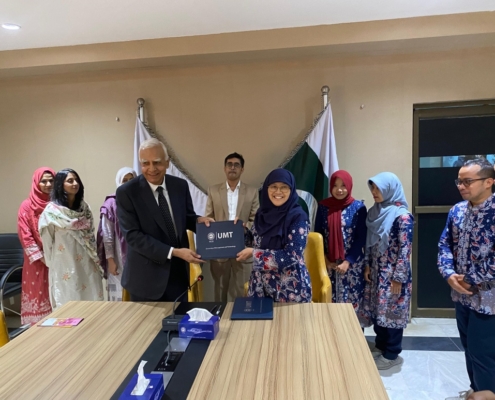 UII Perkuat Kerja Sama dengan Universitas di Pakistan