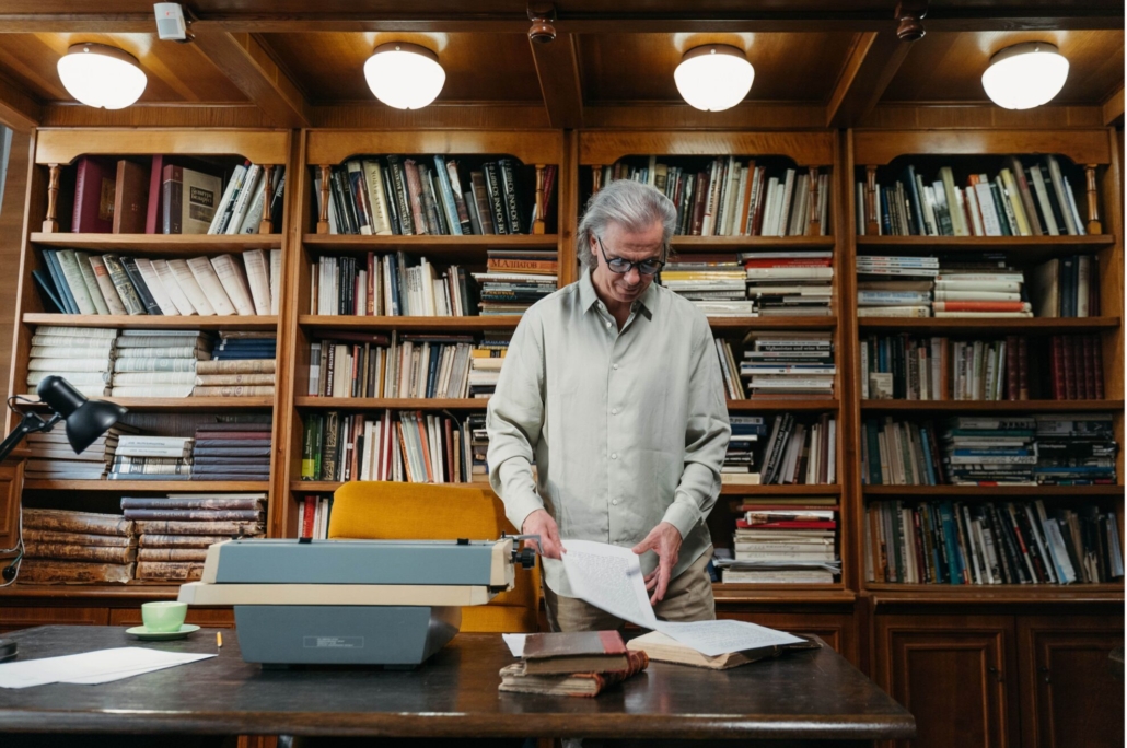 07.-Dosen-adalah-buruh_-pengakuan-ini-adalah-langkah-pertama-dalam-memperjuangkan-kesejahteraan-akademisi_11zon-1980x1315