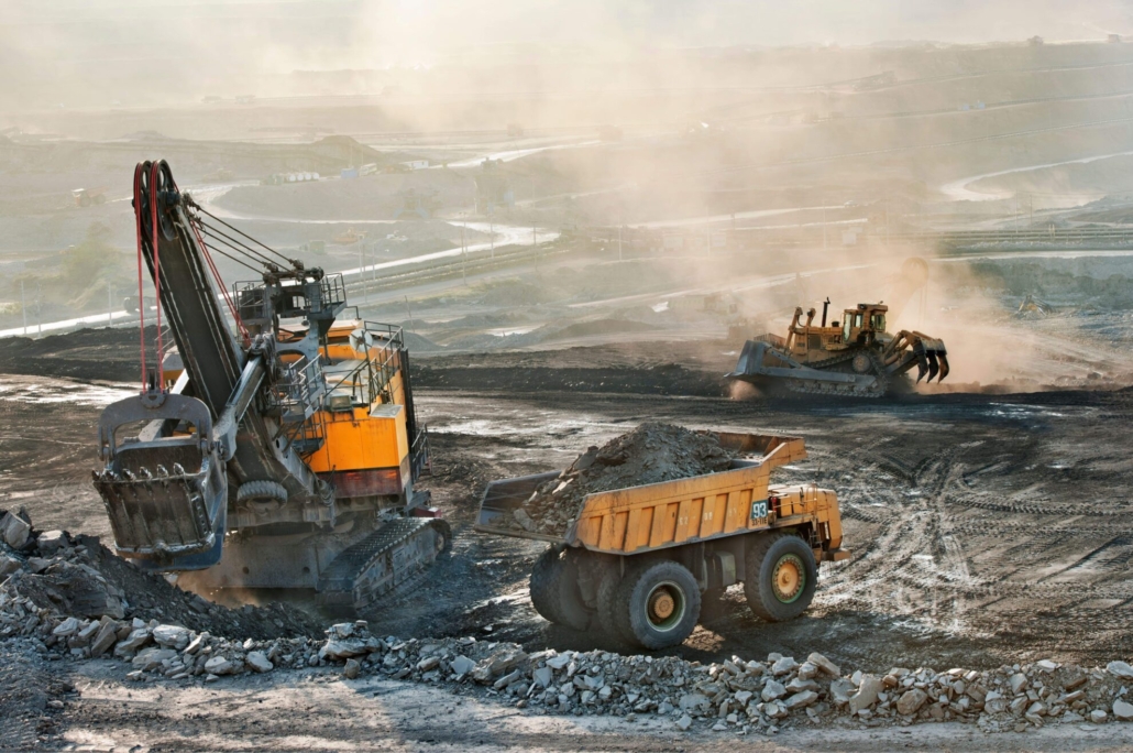 39.-Kampus-Terjerat-Tambang_11zon-1980x1315